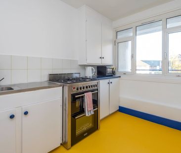 3 Bed Flat, Harold House, E2 - Photo 5