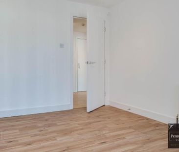 21 Clarence House, Upritchard Park, Bangor, BT19 7AR - Photo 4