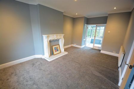 3 bedroom semi-detached house to rent - Photo 4