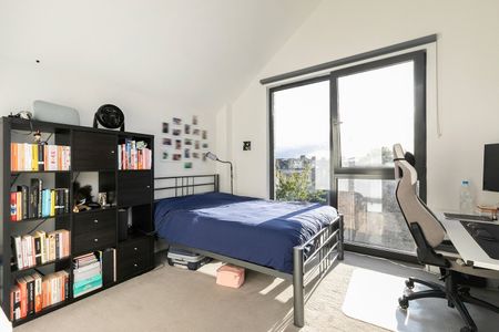 2 Bed Flat, Omegas Court, N8 - Photo 3