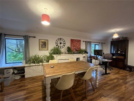 Coverack Bridges, Helston, Cornwall, TR13 - Photo 2