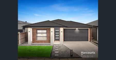 Stunning and Modern 4-Bedroom Home in Mickleham - Photo 5