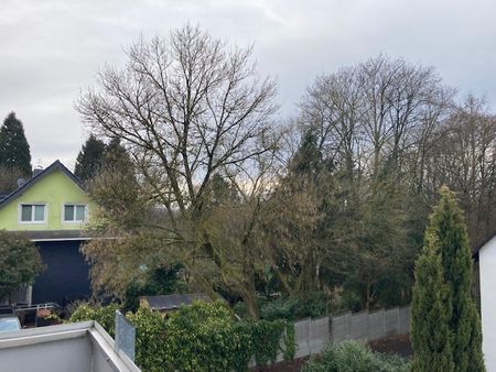 *Zentral und ruhig* gepflegte 3-Zimmerwohnung mit Balkon in Neunkirchen-Seelscheid - Foto 4