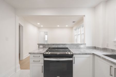 For Lease - 25 Coulson Avenue Unit# Main Fl, Toronto, Ontario - Photo 4