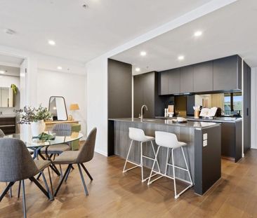 Modern Comfort in a Prime Kingston Location - Photo 5