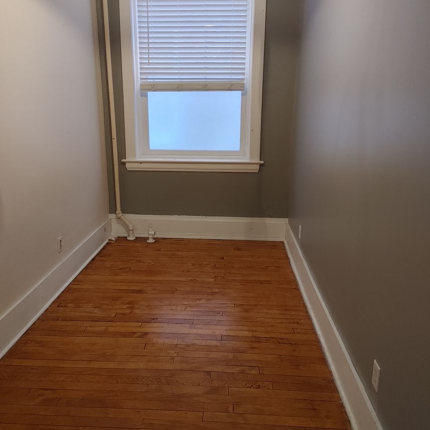 1176 Albert St, Regina - Photo 1