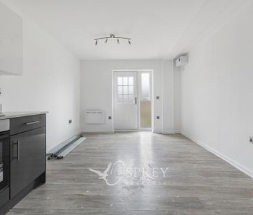 2 bedroom ground floor flat to rent - Photo 1