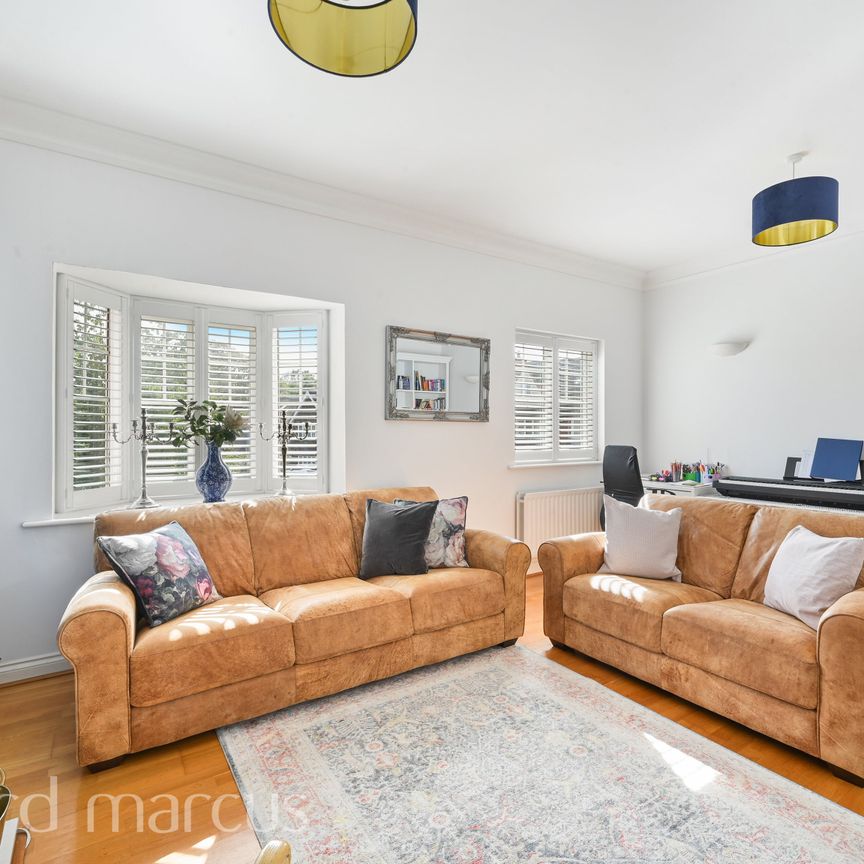 Lower Green Gardens, Worcester Park - Photo 1