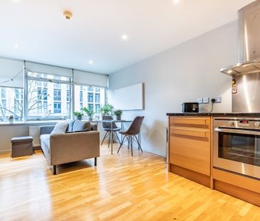 1 bedroom flat to rent - Photo 2