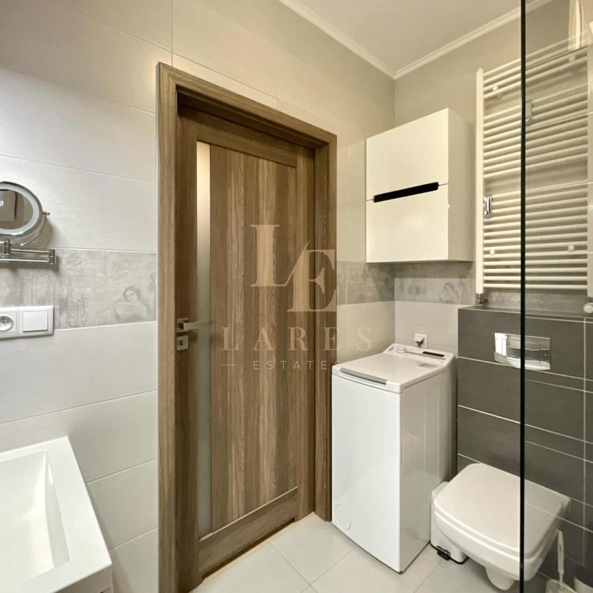 Parking w garażu | Balkon | Internet - Фото 1