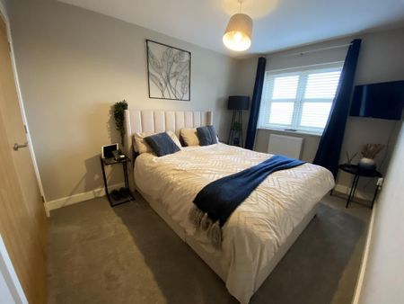 3 bedroom semi-detached house to rent - Photo 3