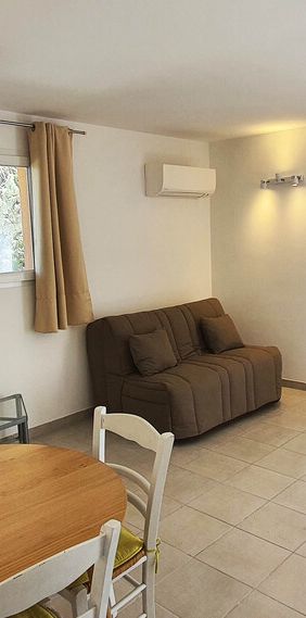 Location Appartement 1 pièce 36m² SIX FOURS LES PLAGES 83140 - Photo 1