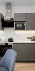 Park Street Room 2 - Photo 4