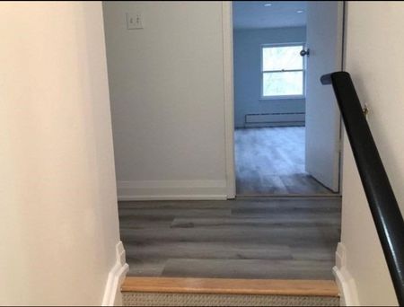 For Lease - 274 Rumsey Road Unit# Side, Toronto, Ontario - Photo 5