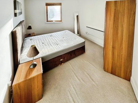 2 bedroom flat to rent - Photo 5
