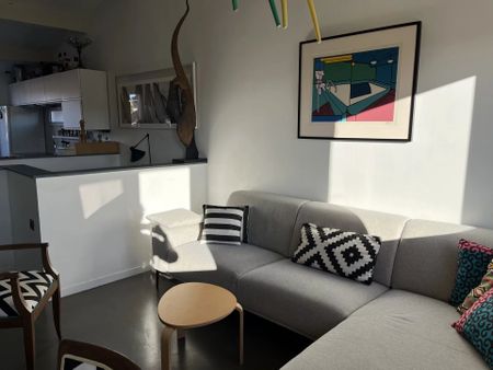 Location Appartement 3 pièces 59m² LA CIOTAT 13600 - Photo 2