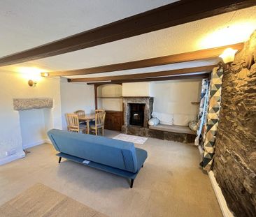 2 bedroom terraced house to rent - Photo 2