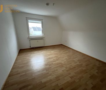 Gemütliche 3 Zimmerwohnung mit EBK, Balkon und Gartenmitbenutzung -... - Foto 6