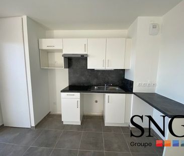 T3 AVEC BALCON ET PARKINGS DOUBLE - Photo 2