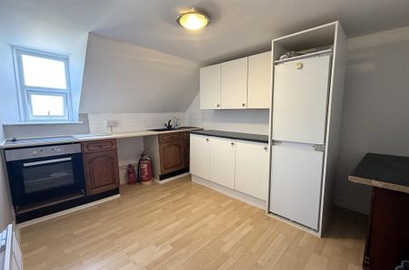 1 bedroom flat to rent - Photo 3