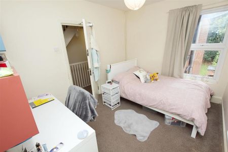 6 bedroom house to rent - Photo 5