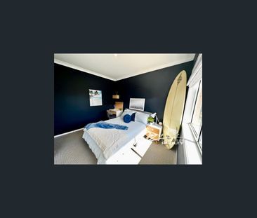 Stunning 5-Bedroom Family Home - Fully Furnished - Photo 4