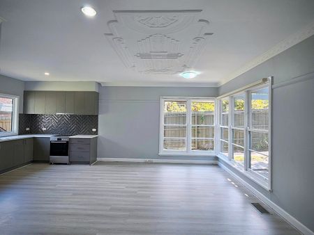 Newly Renovated Family Home with Standalone Office in the Heart of Blackburn - Photo 5