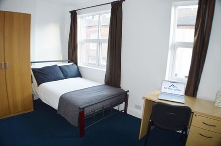 5 Bed Detached House, Cloister Street, NG7 - Photo 3