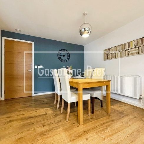 The Residence, Guildford - Photo 1