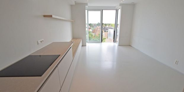 Appartement te huur in Knokke voor € 1.250 met 1 slaapkamer - Photo 1