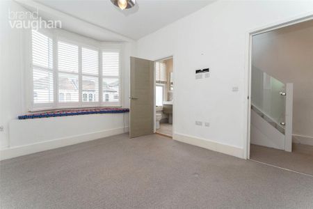 2 bedroom maisonette to rent - Photo 3