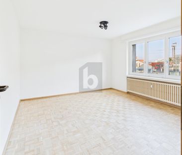 CENTRALLY MAINTAINED AND WELL CONNECTED - Photo 3