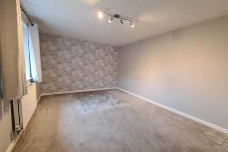 Kingfisher Drive - Photo 4