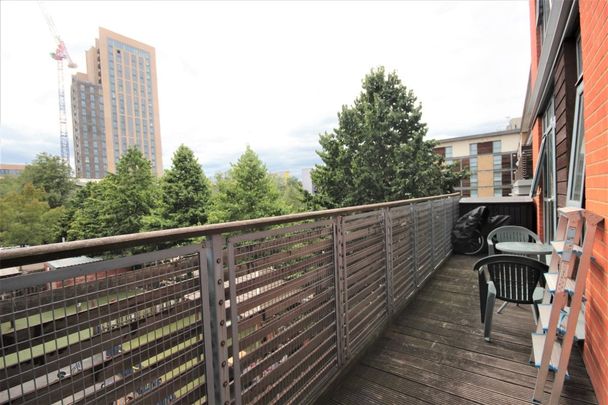 Whippendell Road, WATFORD - Photo 1