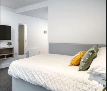 Room in a Shared Flat, Tenter St, S1 - Photo 1