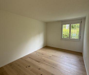 4.5 Zimmerwohnung in Winkel - Photo 4