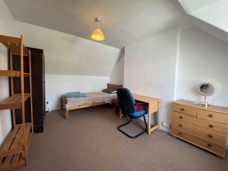 6 bedroom house to rent - Photo 2