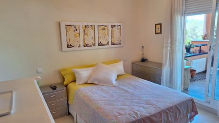 952752 - Apartment for rent Elviria, Marbella, Málaga, Spain - Photo 4