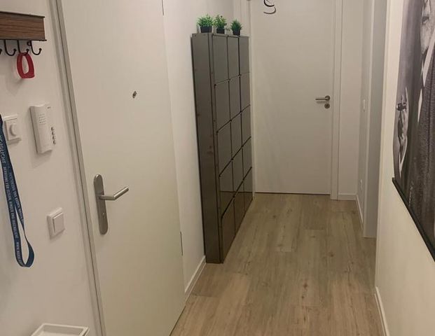Schöne 4-Zimmer Wohnung mit Balkon in Rotenburgsort ab 15.12 - Photo 1