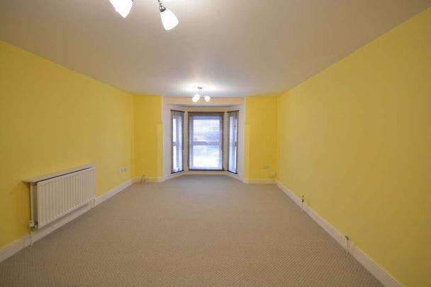 Temple Road, Epsom, Surrey, KT19 8EY - Photo 1