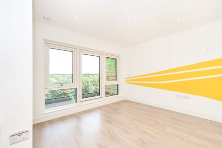 Trafalgar House, Dickens Yard, Longfield Avenue, London, W5 2TJ - Photo 4