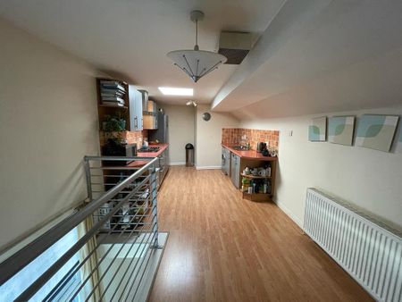 2 bedroom apartment to rent - Photo 4