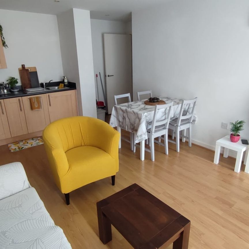 2 bedroom apartment to rent - Photo 1