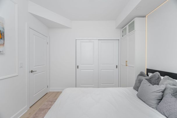 For Lease - 3240 William Coltson Avenue Unit# 515, Oakville, Ontario - Photo 1