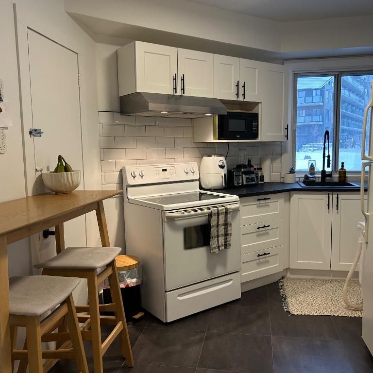 3 1/2 cession de bail Mars - Photo 1