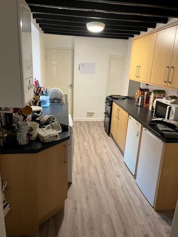 4 Bed End Terrace, West Street, LE1 - Photo 5