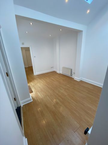 Garden Flat, High Street, Berkhamsted - Photo 5