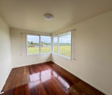 Semi lifestyle home in Alfriston Rd - Photo 6