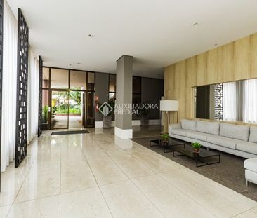 Apartamento com 4 quartos e 303m² para alugar em Petrópolis, Porto Alegre. - Photo 2