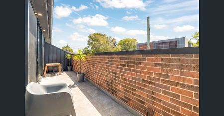 4/115 Salisbury Road, Camperdown, NSW 2050 - Photo 3